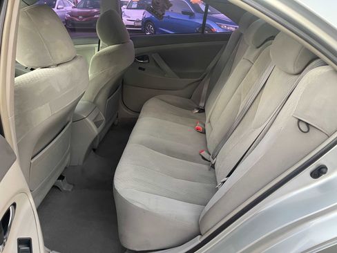 Used 2007 Toyota Camry LE image 10