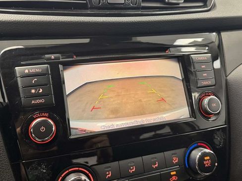 Used 2021 Nissan Rogue Sport S FWD image 34