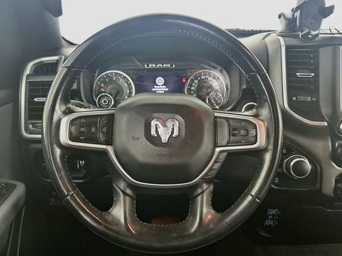 Used 2022 RAM 1500 Big Horn AWD/4WD image 17
