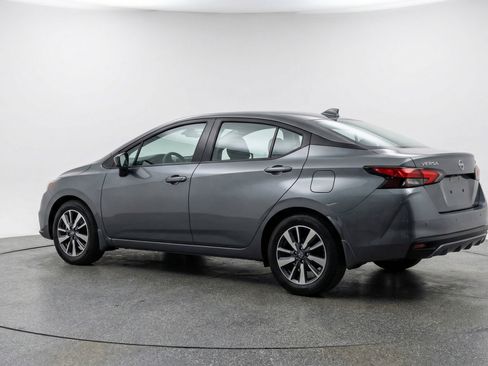 Used 2025 Nissan Versa SV image 6