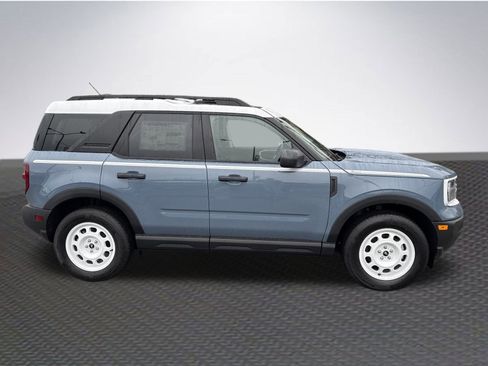 New 2025 Ford Bronco Sport Heritage w/ Convenience Package image 4