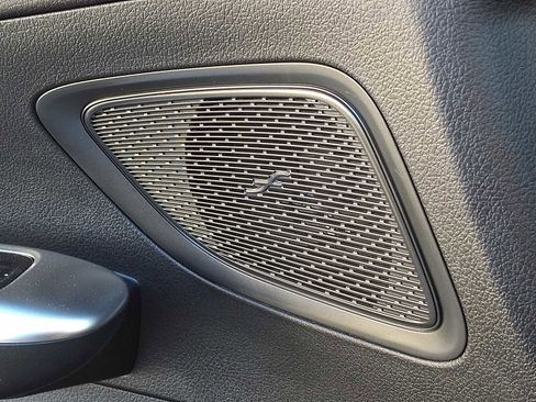 Used 2025 Mercedes-Benz C 300 4MATIC Sedan image 20