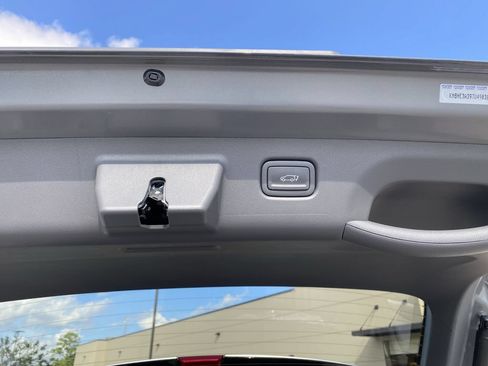 New 2026 Hyundai Kona Limited FWD image 32