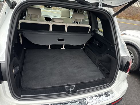 Certified 2025 Mercedes-Benz GLB 250 4MATIC image 26