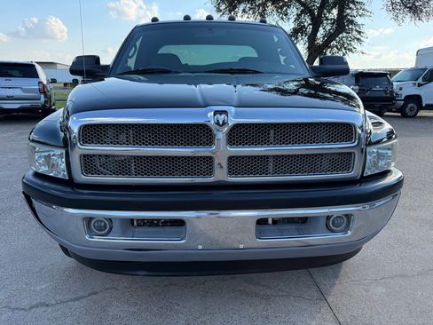 Used 2002 Dodge Ram 3500 Truck ST image 2