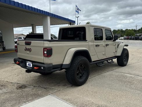 Used 2020 Jeep Gladiator Mojave AWD/4WD image 7