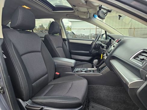 Used 2015 Subaru Outback 2.5i Premium AWD/4WD image 10