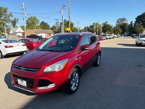 Used 2016 Ford Escape Titanium AWD/4WD image 4