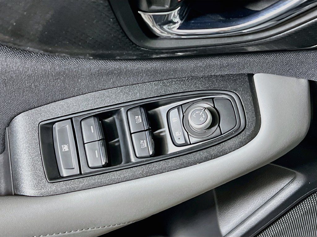 Certified 2025 Subaru Outback Premium AWD/4WD image 17