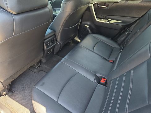 Used 2021 Toyota RAV4 XLE Premium FWD image 11