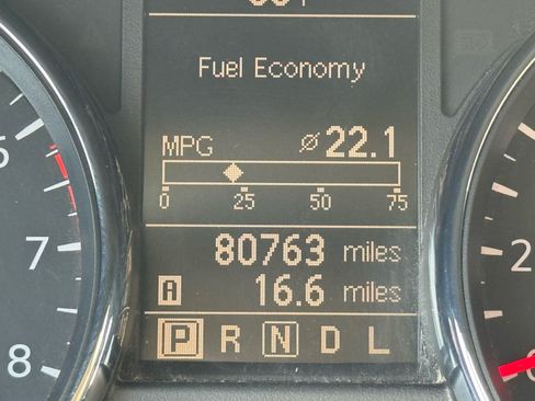 Used 2015 Nissan Rogue S w/ Convenience Package FWD image 5