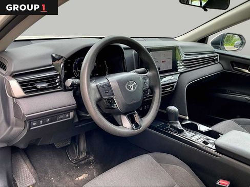 Used 2025 Toyota Camry LE FWD image 18