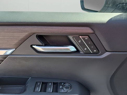 New 2026 GMC Acadia Denali FWD image 28