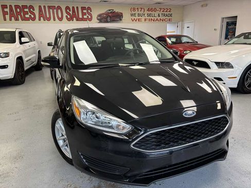 Used 2015 Ford Focus SE image 5