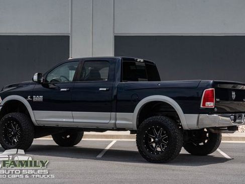 Used 2016 RAM 2500 Laramie w/ Convenience Group AWD/4WD image 5