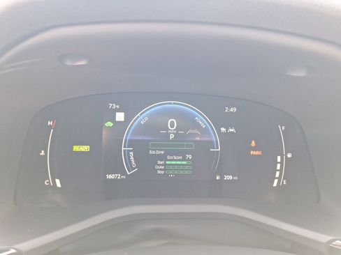 Used 2025 Toyota Camry SE w/ Convenience Package image 19