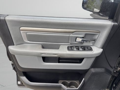 Used 2015 RAM 2500 Big Horn AWD/4WD image 16