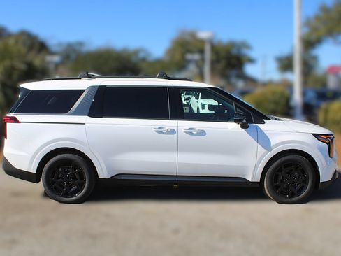 New 2027 Kia Carnival SX Prestige FWD image 5