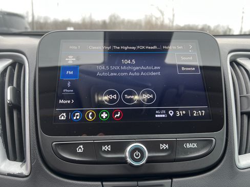 Used 2023 Chevrolet Malibu LT image 26