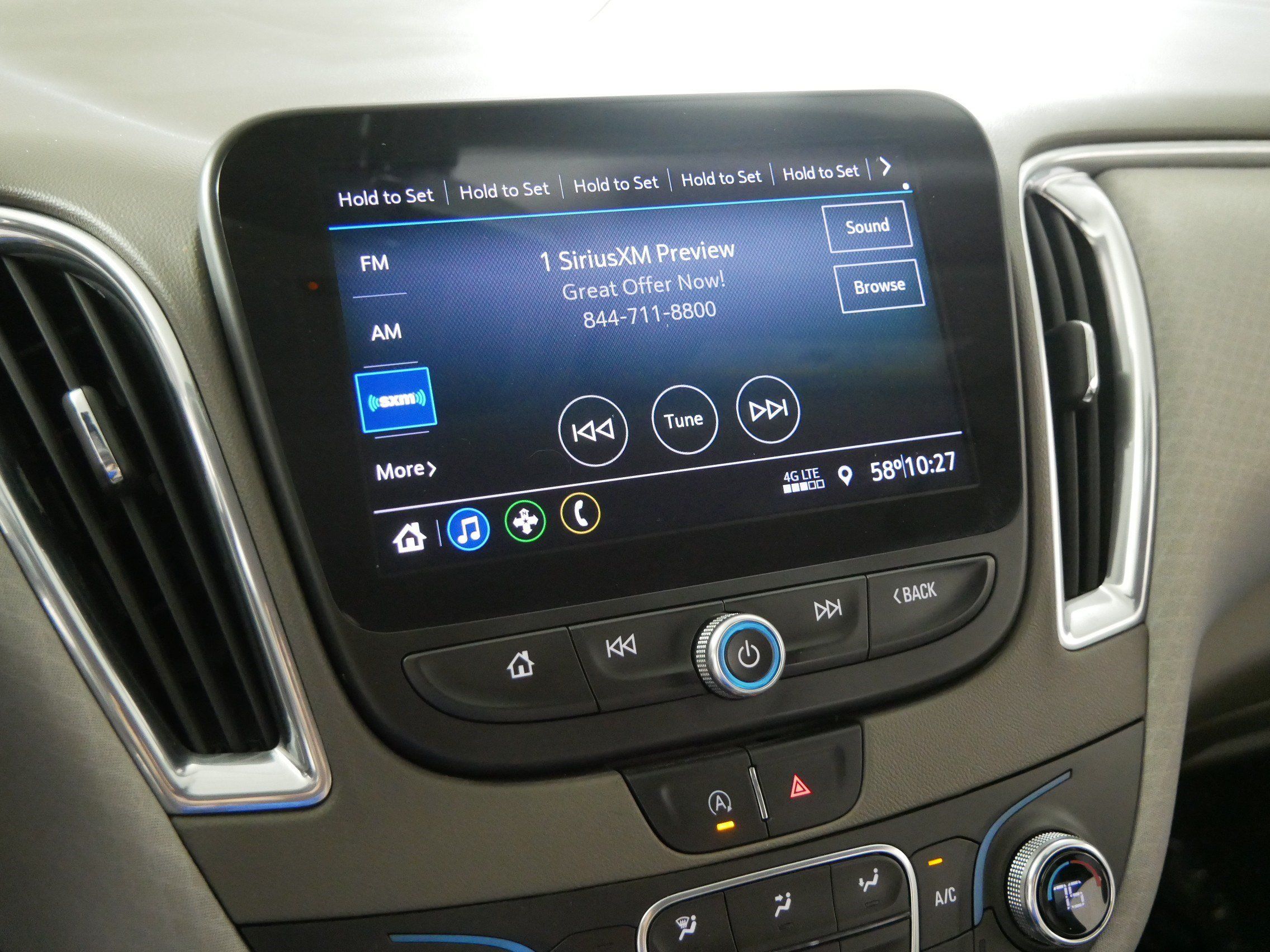 Used 2020 Chevrolet Malibu LT FWD image 22