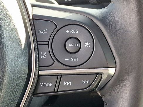 Used 2018 Toyota Camry XSE image 21