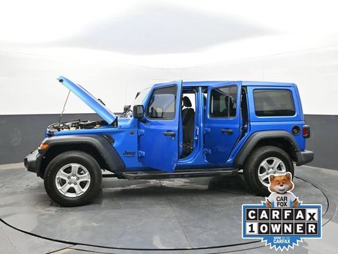Used 2022 Jeep Wrangler Unlimited Sport w/ Sun And Sound Package AWD/4WD image 65