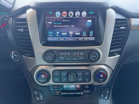 Used 2017 GMC Yukon Denali w/ Open Road Package AWD/4WD image 9