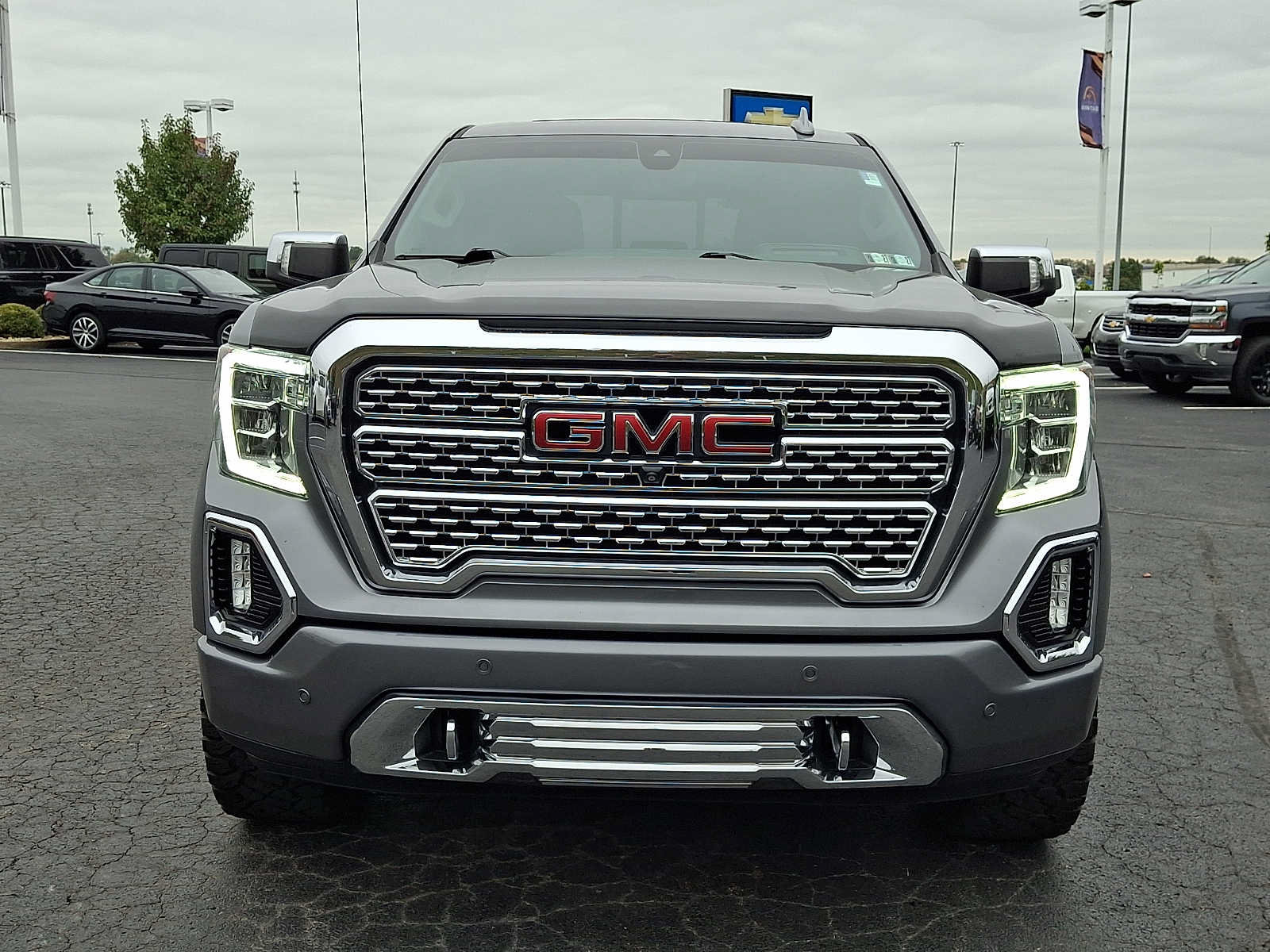 Used 2021 GMC Sierra 1500 Denali w/ Technology Package AWD/4WD image 2