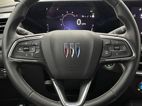 Used 2024 Buick Encore GX Preferred FWD image 18