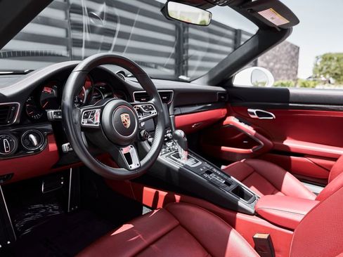 Used 2019 Porsche 911 Turbo S AWD/4WD image 2