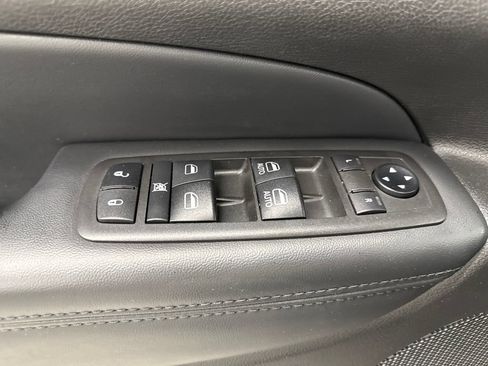 Used 2021 Jeep Grand Cherokee Laredo X RWD image 18