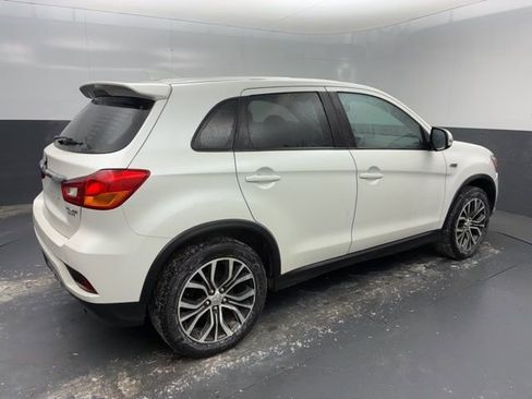 Used 2019 Mitsubishi Outlander Sport ES image 4