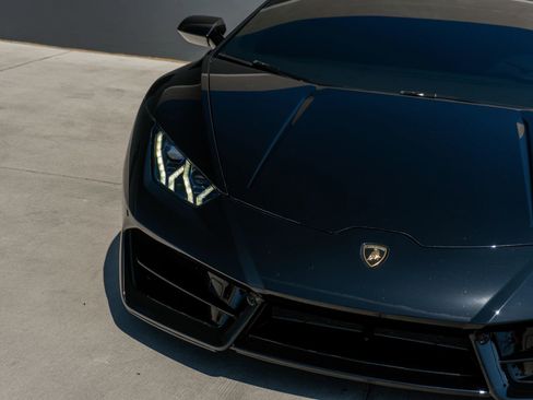 Used 2019 Lamborghini Huracan LP 580-2 image 26