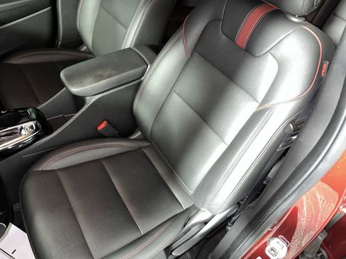 Used 2025 Chevrolet Trax RS w/ Driver Confidence Package FWD image 15