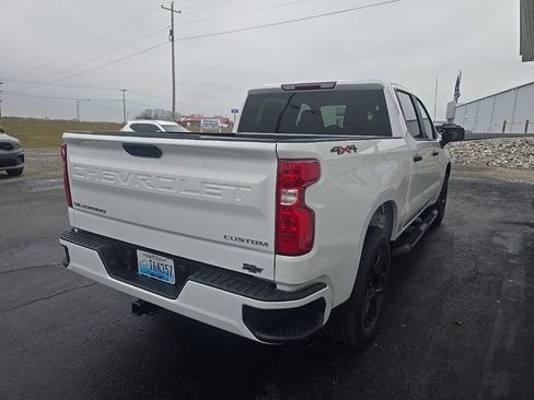 Used 2026 Chevrolet Silverado 1500 Custom image 9