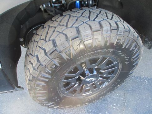 Certified 2025 Chevrolet Silverado 2500 ZR2 w/ Technology Package image 12