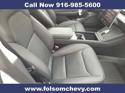 Used 2025 Tesla Model 3 image 29