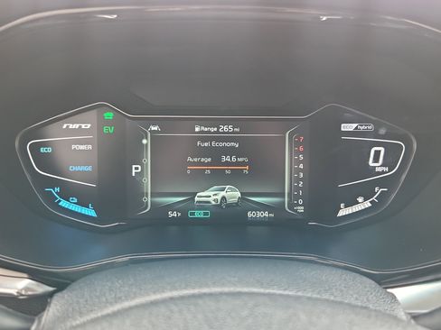 Used 2022 Kia Niro Touring Special Edition image 17