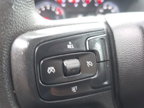 Used 2023 Chevrolet Silverado 1500 Custom image 16