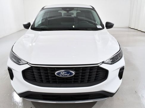 Used 2023 Ford Escape Active w/ Tech Pack #1 image 3