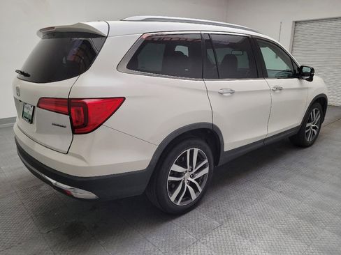 Used 2017 Honda Pilot Touring image 9
