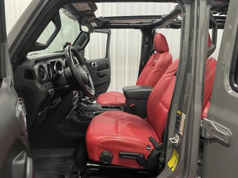 Used 2021 Jeep Wrangler Unlimited Sport AWD/4WD image 35
