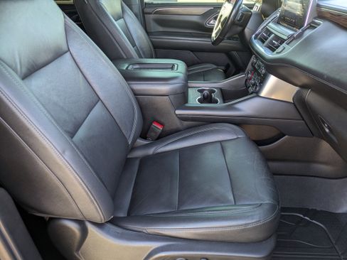 Used 2021 Chevrolet Tahoe Z71 image 11