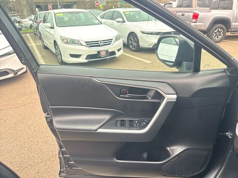 Used 2023 Toyota RAV4 LE image 30