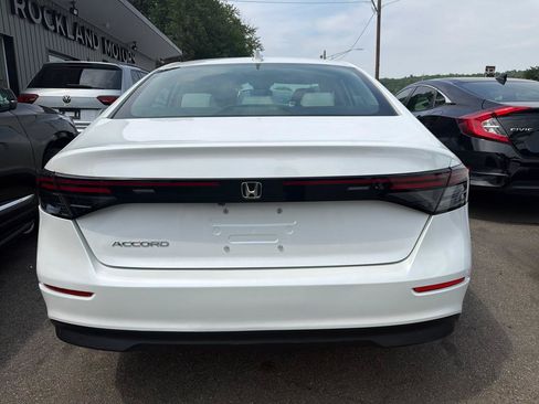 Used 2023 Honda Accord EX image 7