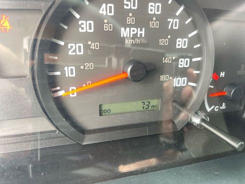 Used 2024 Chevrolet Low Cab Forward image 18