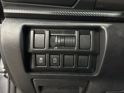 Used 2023 Subaru Crosstrek 2.0i image 19