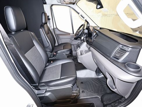 New 2026 Ford Transit 250 148 Medium Roof image 15