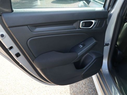 Used 2024 Honda Civic Sport image 17