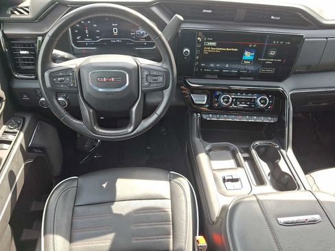 Used 2024 GMC Sierra 2500 AT4X AWD/4WD image 13
